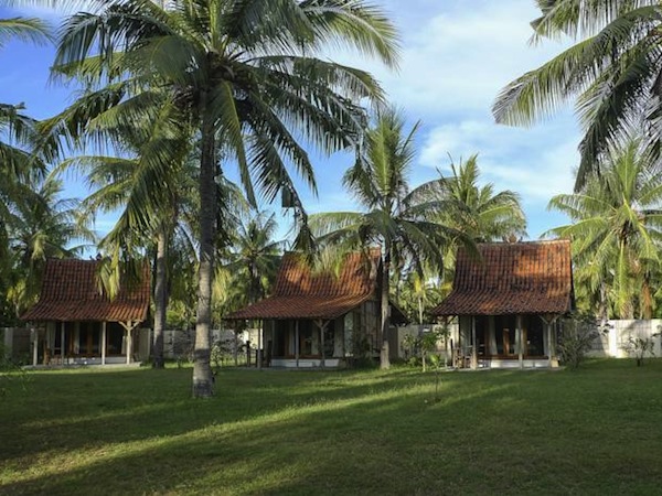 coconut bungalows gili trawangan accommodation